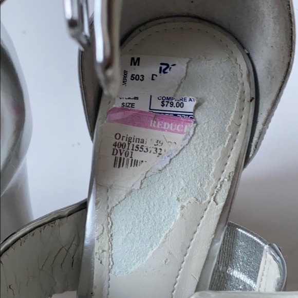 Calvin Klein Silver Metallic Asa Sandal, Sz 7 1/2 - Picture 4 of 12